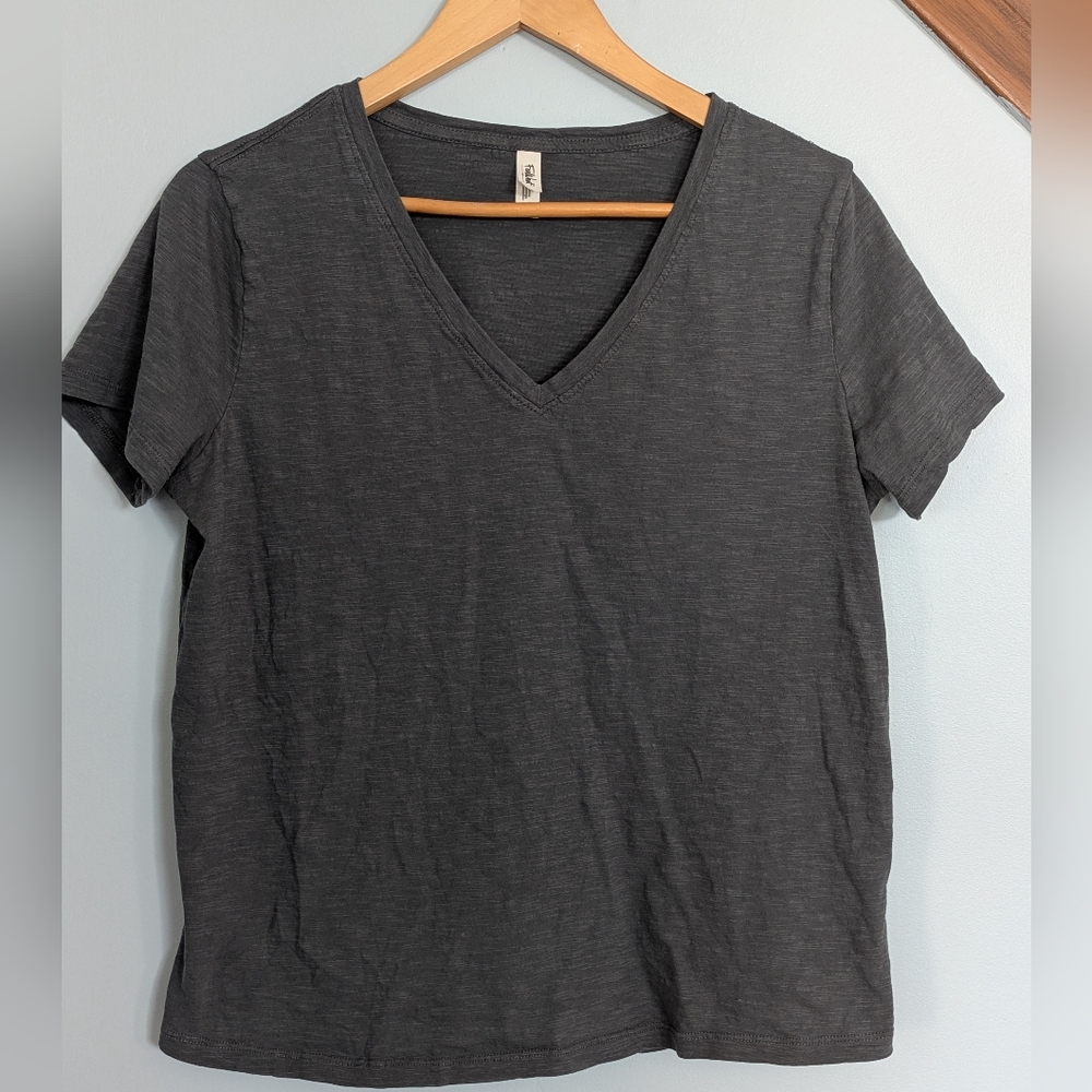 4/$10 ✨ Far‎ West Classic Black V-Neck Women's Top